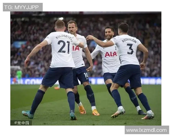 英超精彩对决巴萨3-0热刺帽子戏法点燃全场激情